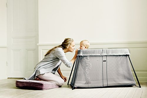 Lightweight Travel Crib With Easy Setup Foldable Portable Mattress And Washable Textiles